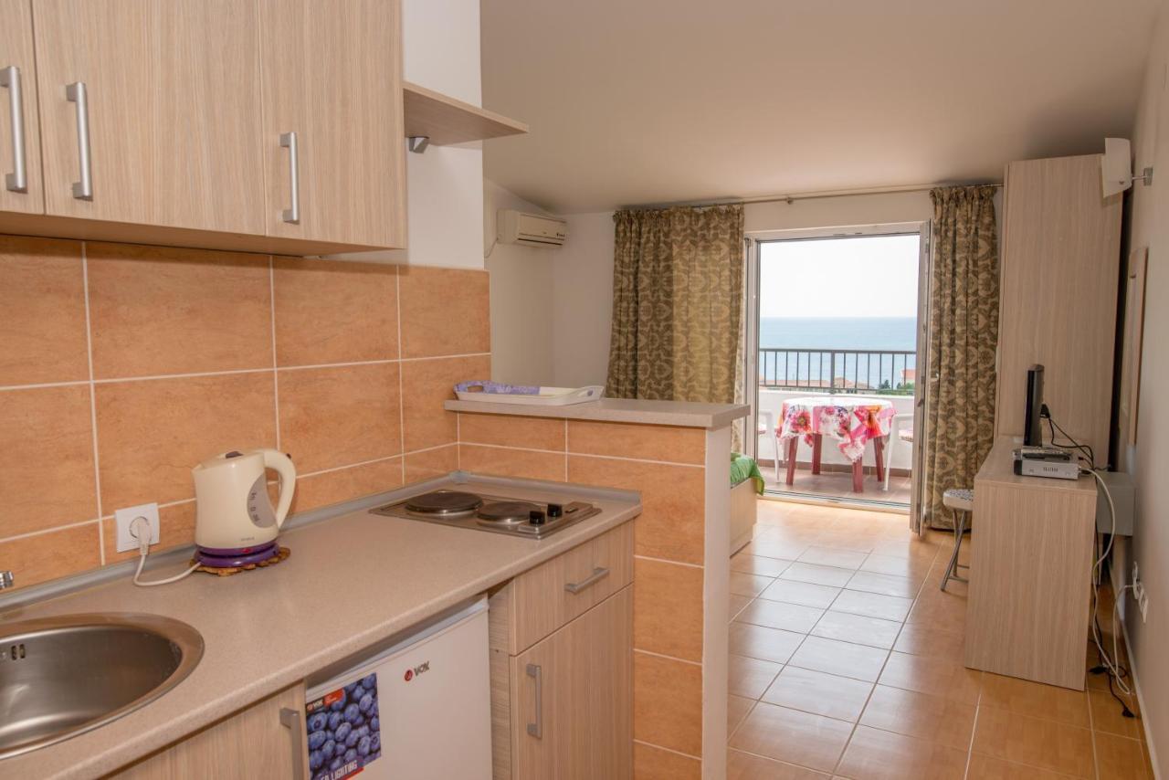Villa Vjera Petrovac ภายนอก รูปภาพ