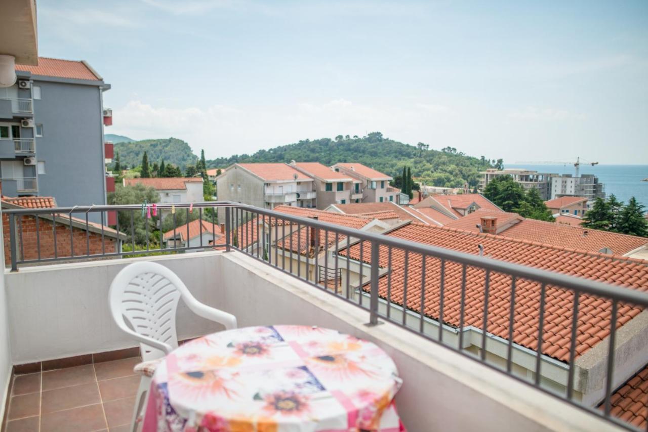Villa Vjera Petrovac ภายนอก รูปภาพ